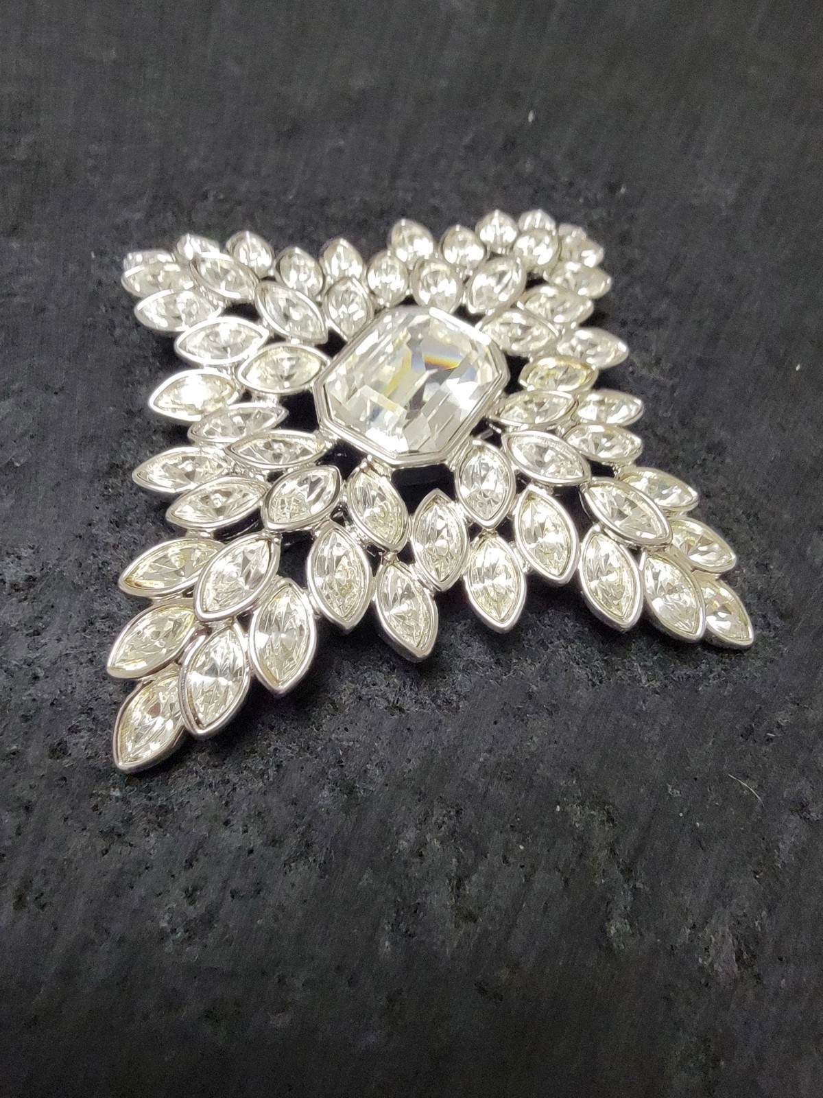 VTG 1960s Kenneth Jay Lane Oval Stamp Crystal Cruciform Brooch Jackie Kennedy
