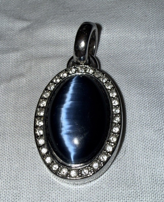 Vintage Silvertone Pendant With A Dark Blue Man-Made Stone With Sm Crystal/CZ