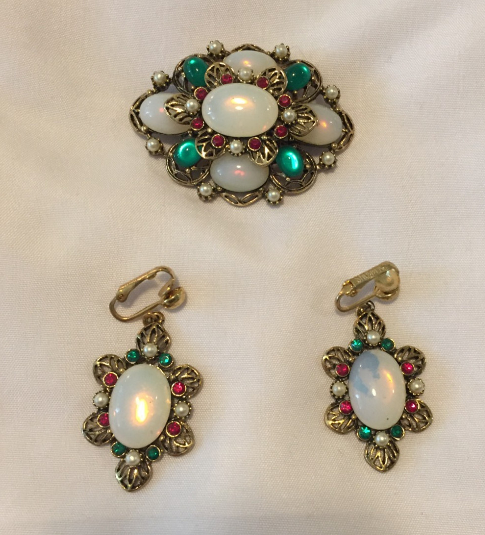Vintage Signed Emmons Brooch And Clip On Earring Set Costume Jewelry