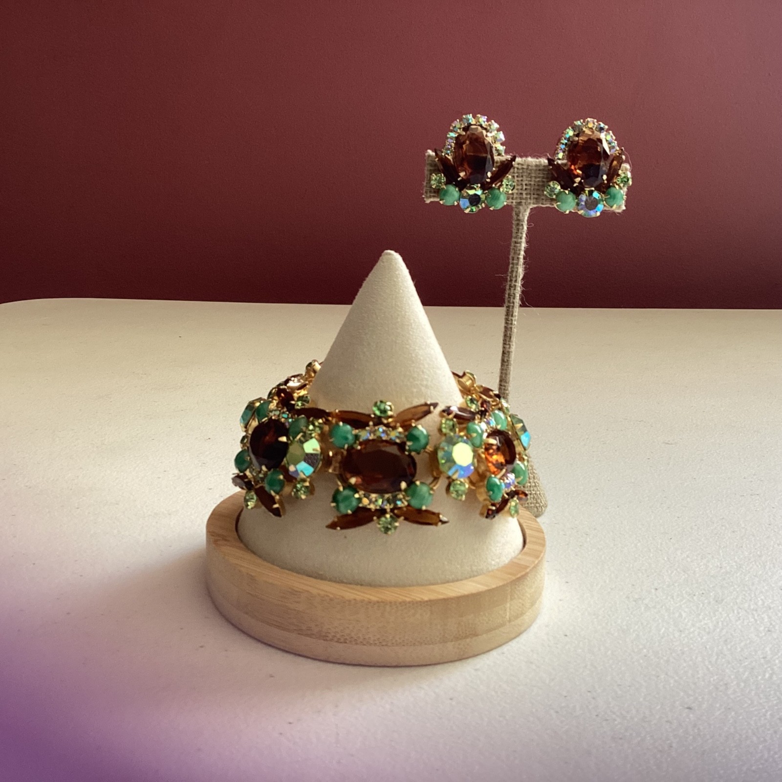 Vintage Juliana D&E Bracelet Earrings Set Topaz Rhinestones Green Cabochons Veri