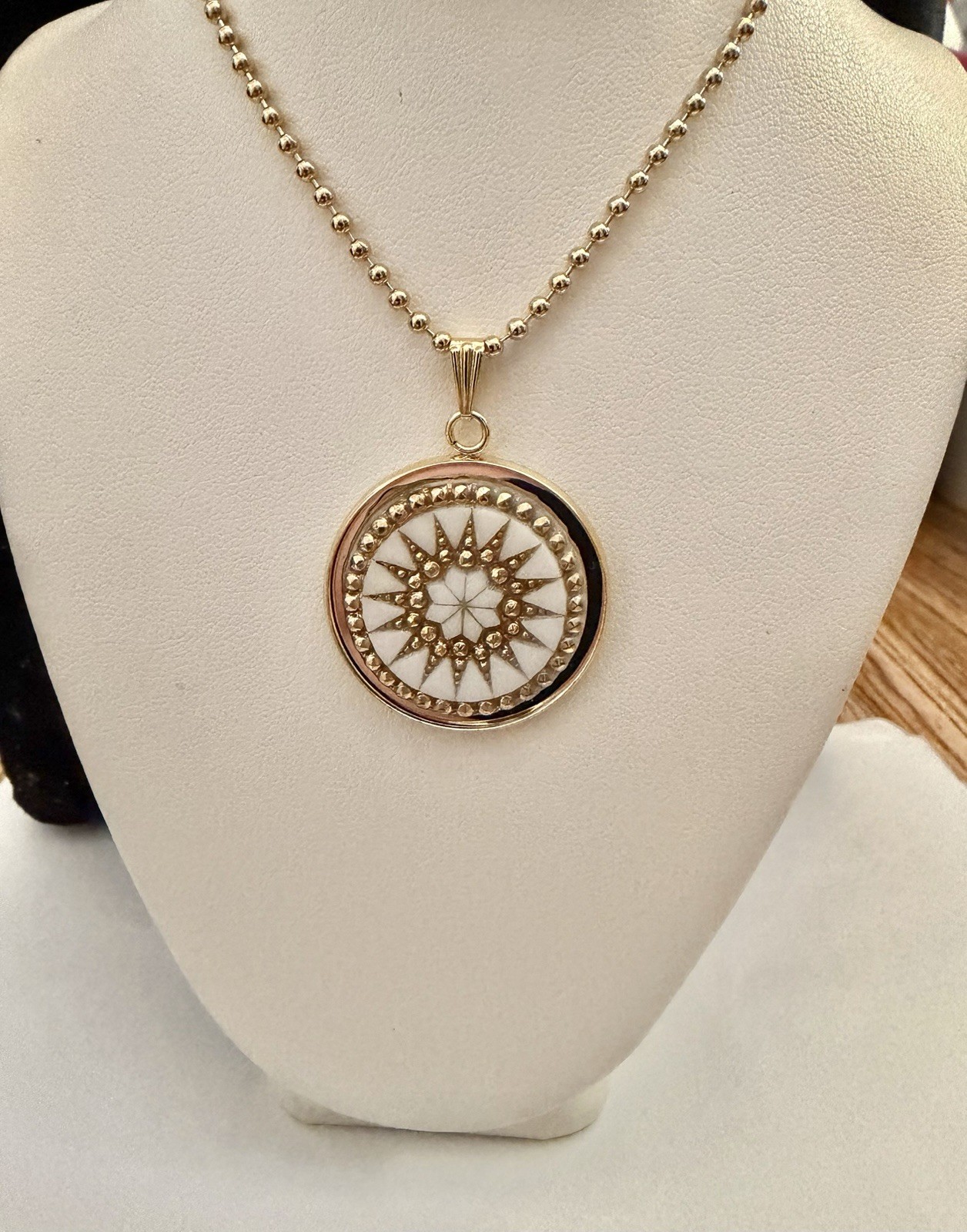 Vintage W. German Engraved White & Gold Art Glass Bead Pendant Necklace NOS