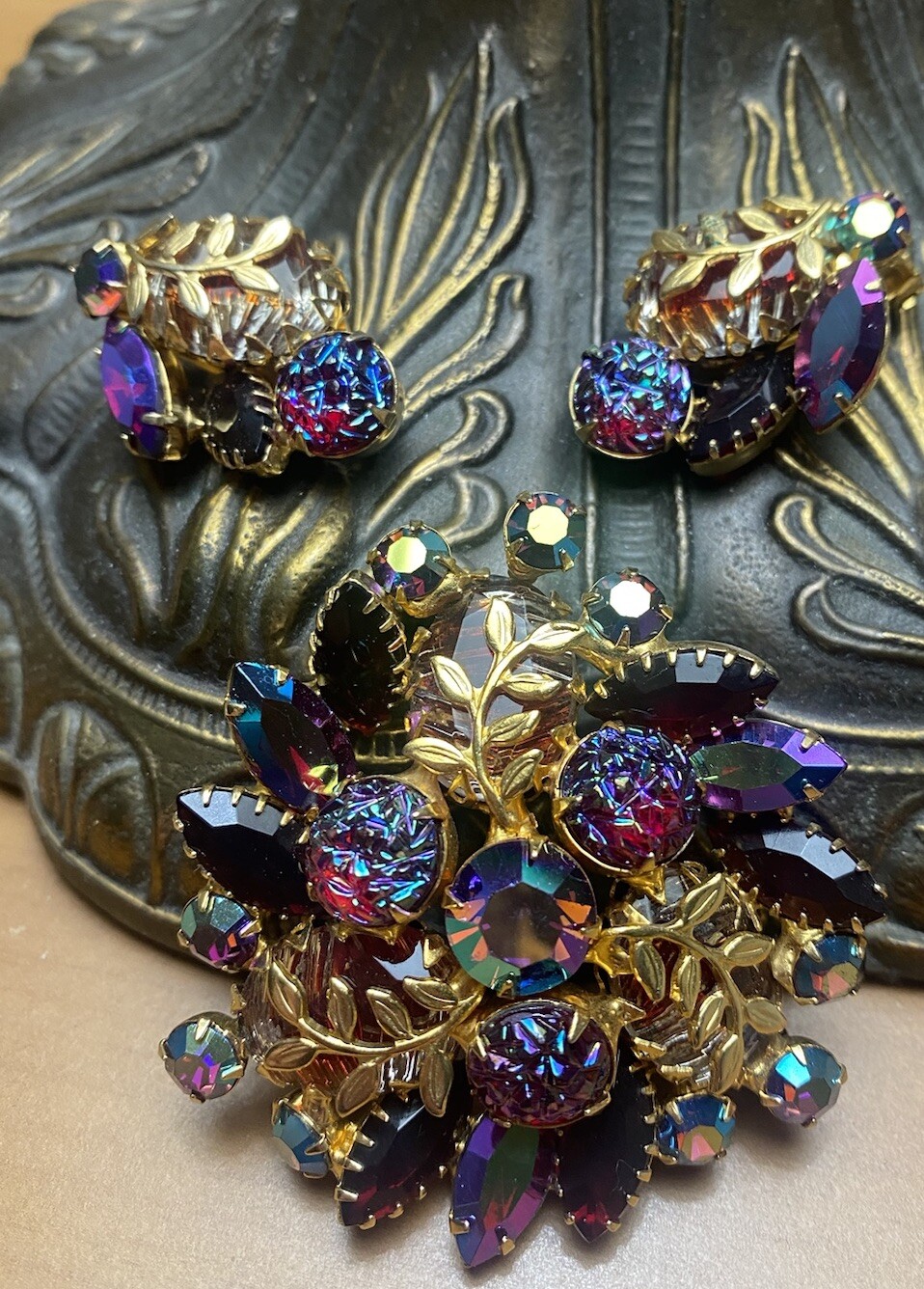 Juliana D&E Carved Flower Rhinestone Gold Leaf Brooch Earring Set Demi Parure
