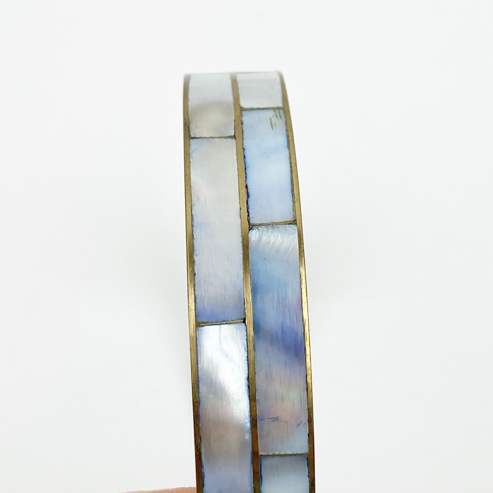 Vintage Shell Inlay On Brass Bangle Bracelet Blue 2 3/4″ Retro Stacking Inlaid