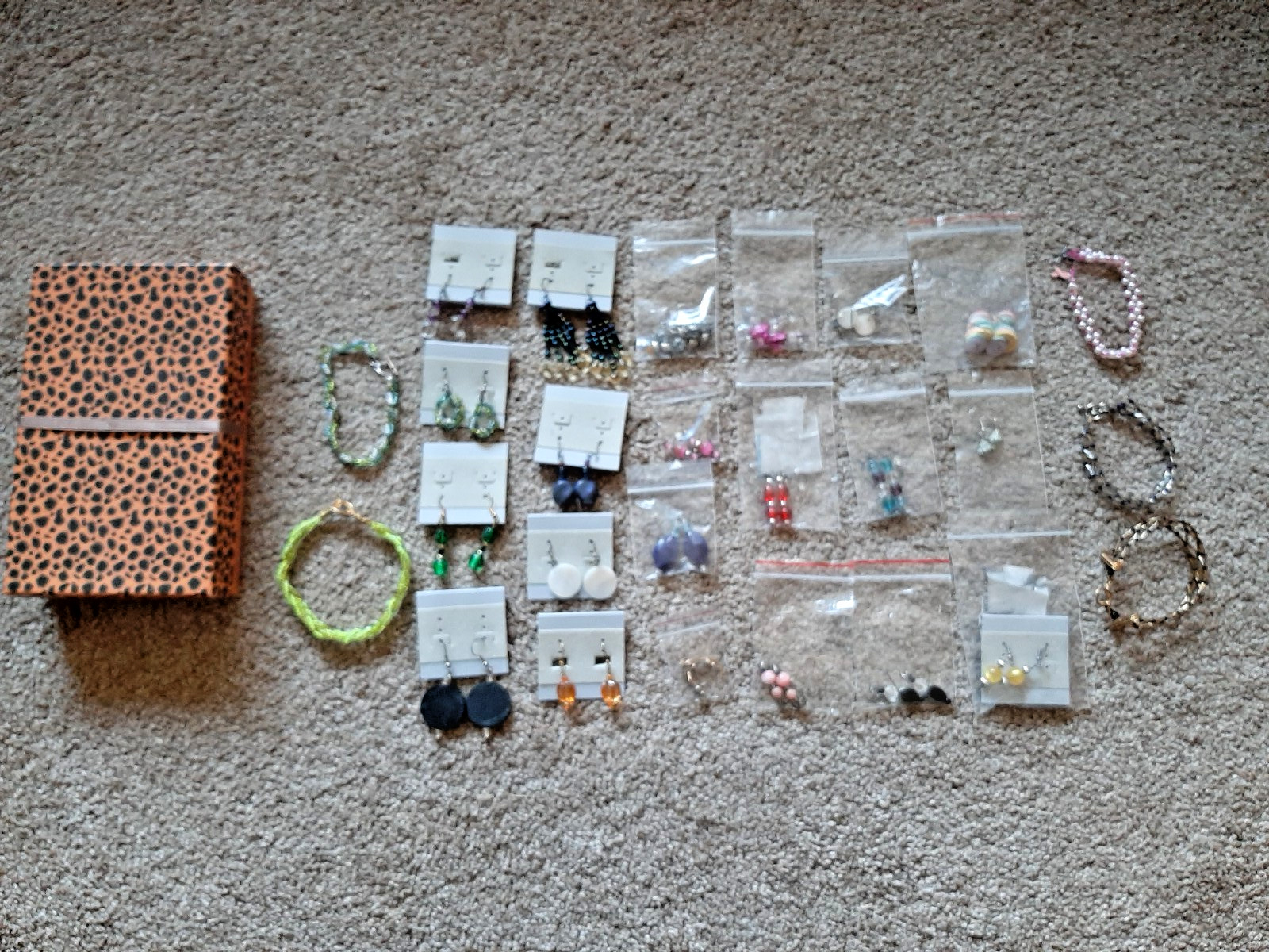 Vintage-Modern Costume Jewelry Box Lot: 21 Earrings, 5 Bracelets, 4 Misc 30pcs