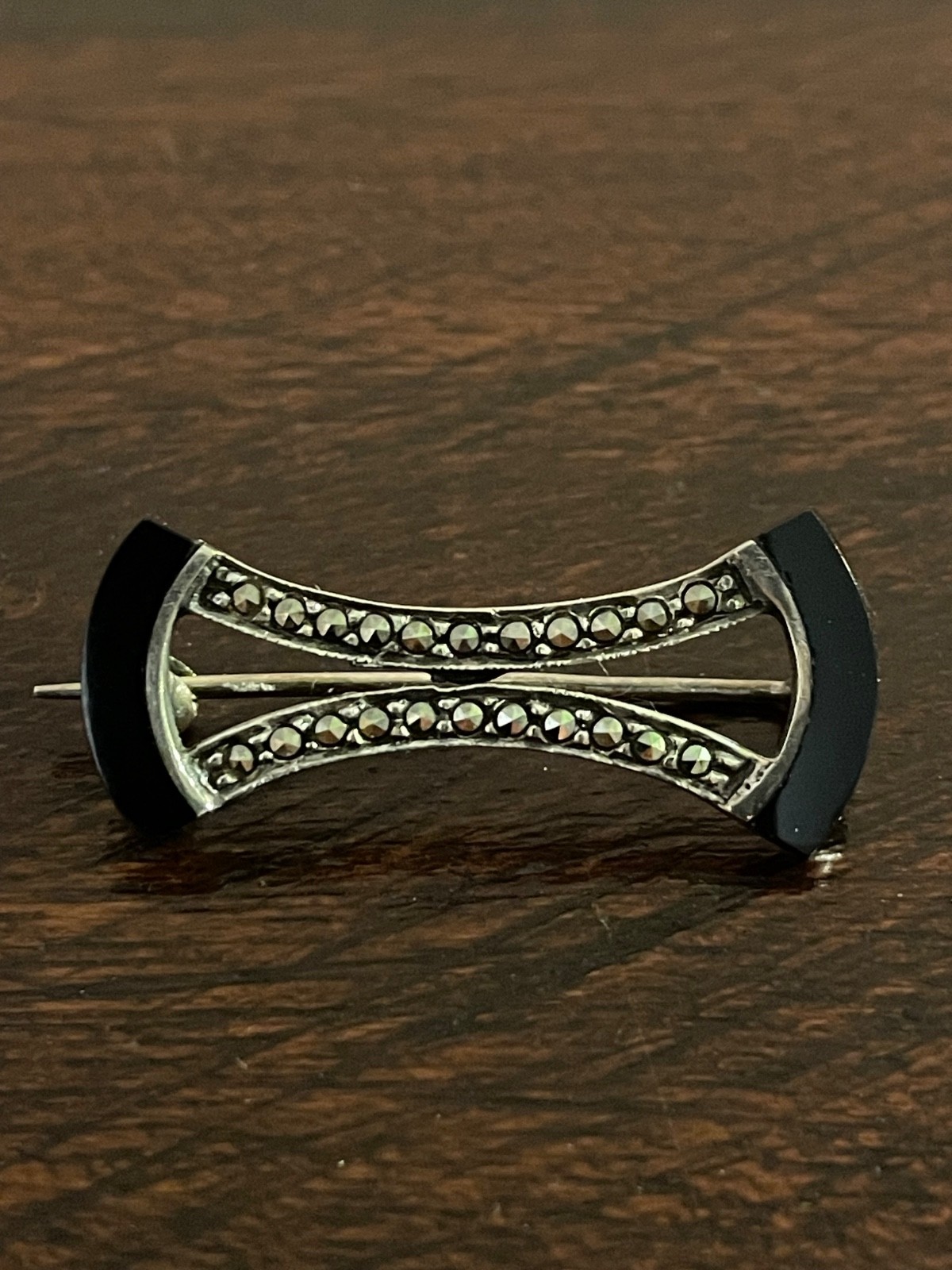 Vintage Art Deco (1915 – 1935) Sterling Silver Black Onyx Marcasite Pin Brooch