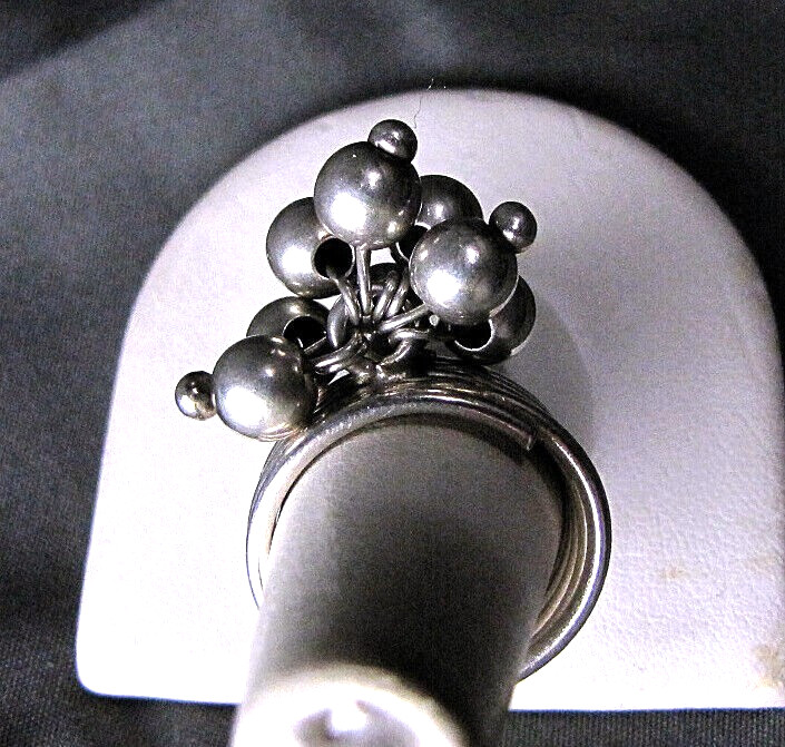Loose Beaded Cluster Vintage Artisan Sterling Silver Size 7 Band Beads