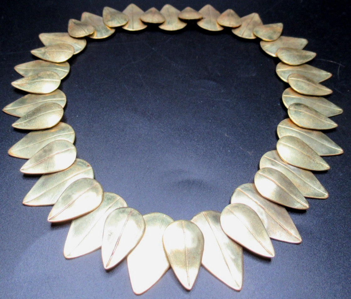 WINIFRED MASON CHENET Golden Leaf Vintage Necklace RARE