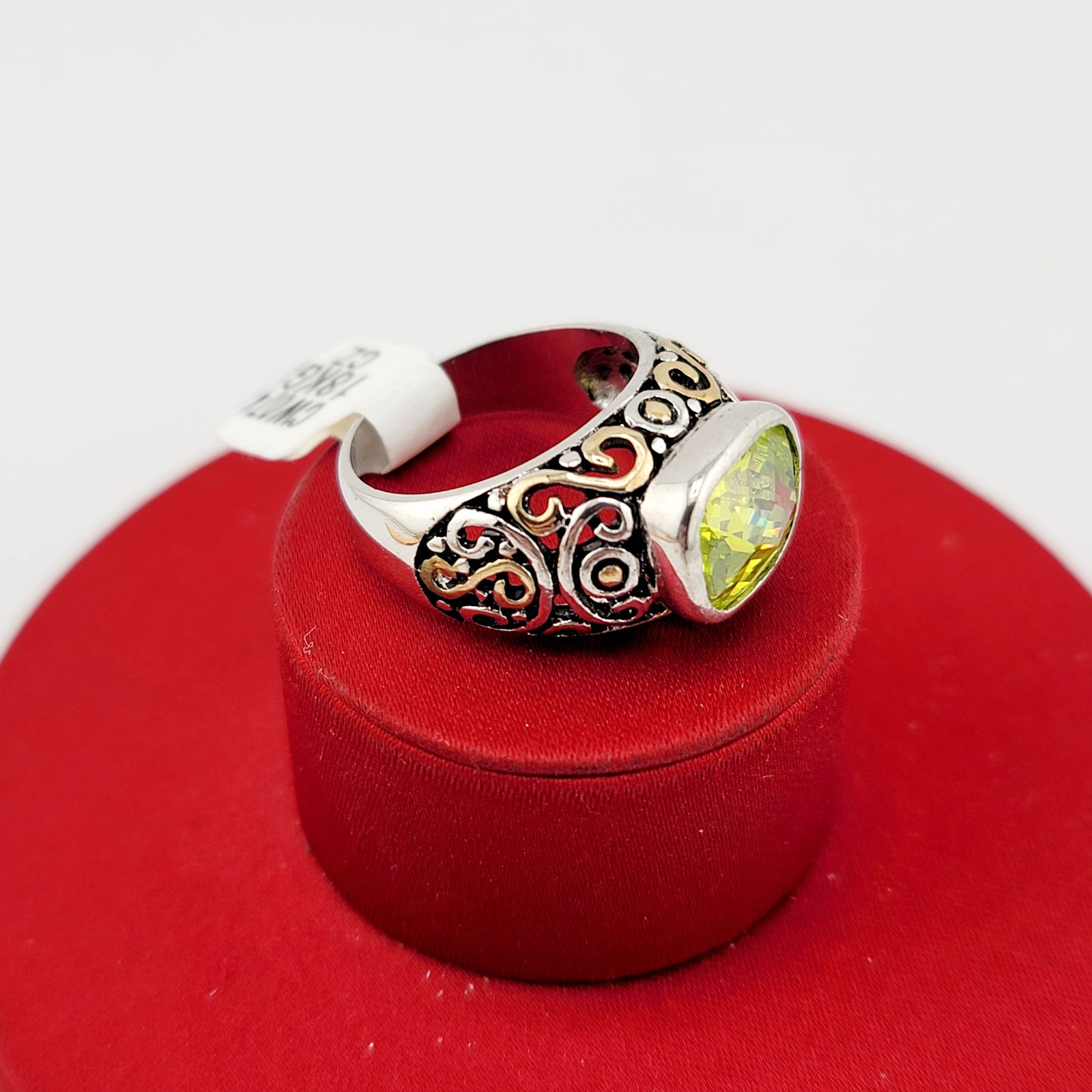 Vtg Sz 10 Ring Light Green Cubic Zirconia Open Scrolls Medieval Jewelry Beauty