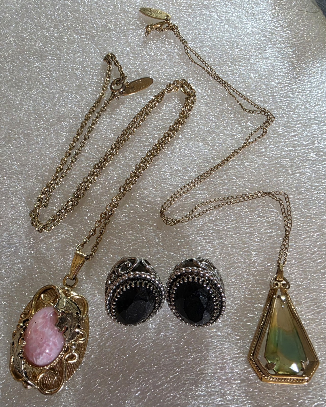 Vintage Whiting & Davis X3 Pendant Necklaces & Clip On Earrings Jewelry Lot