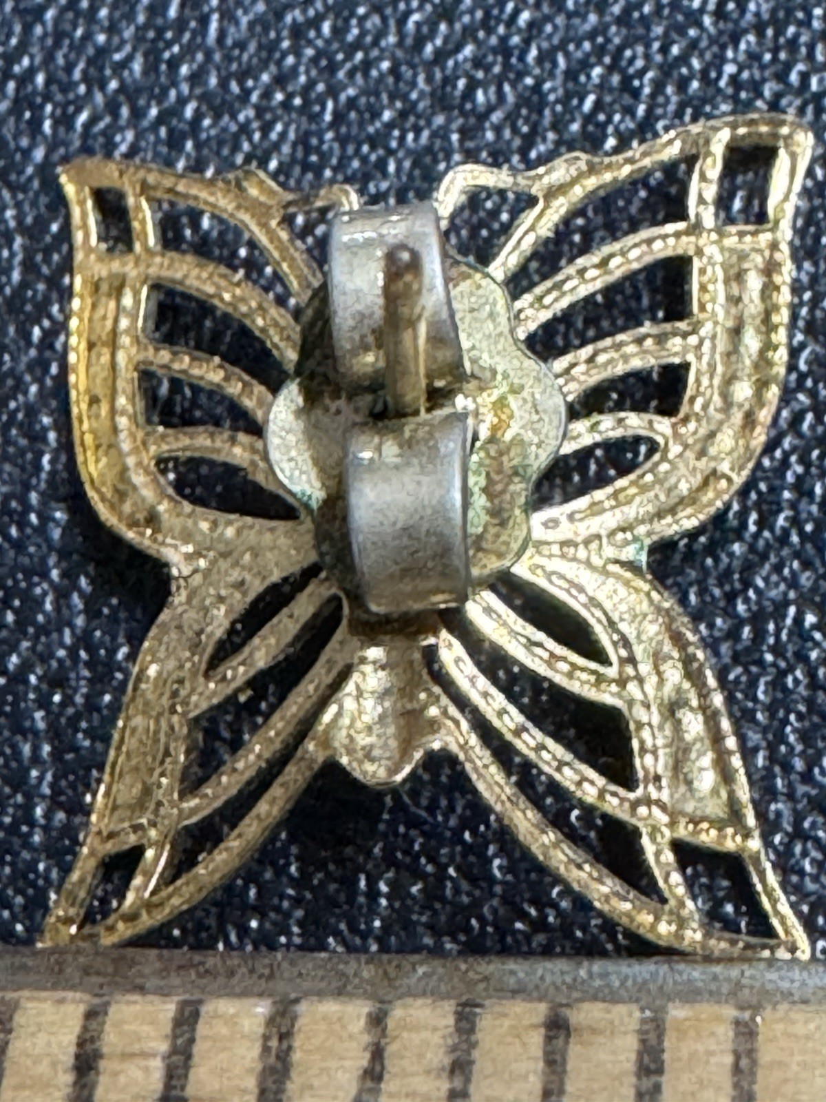 Filigree Gold-toned Butterfly Pierced Earrings 1970’s .5″
