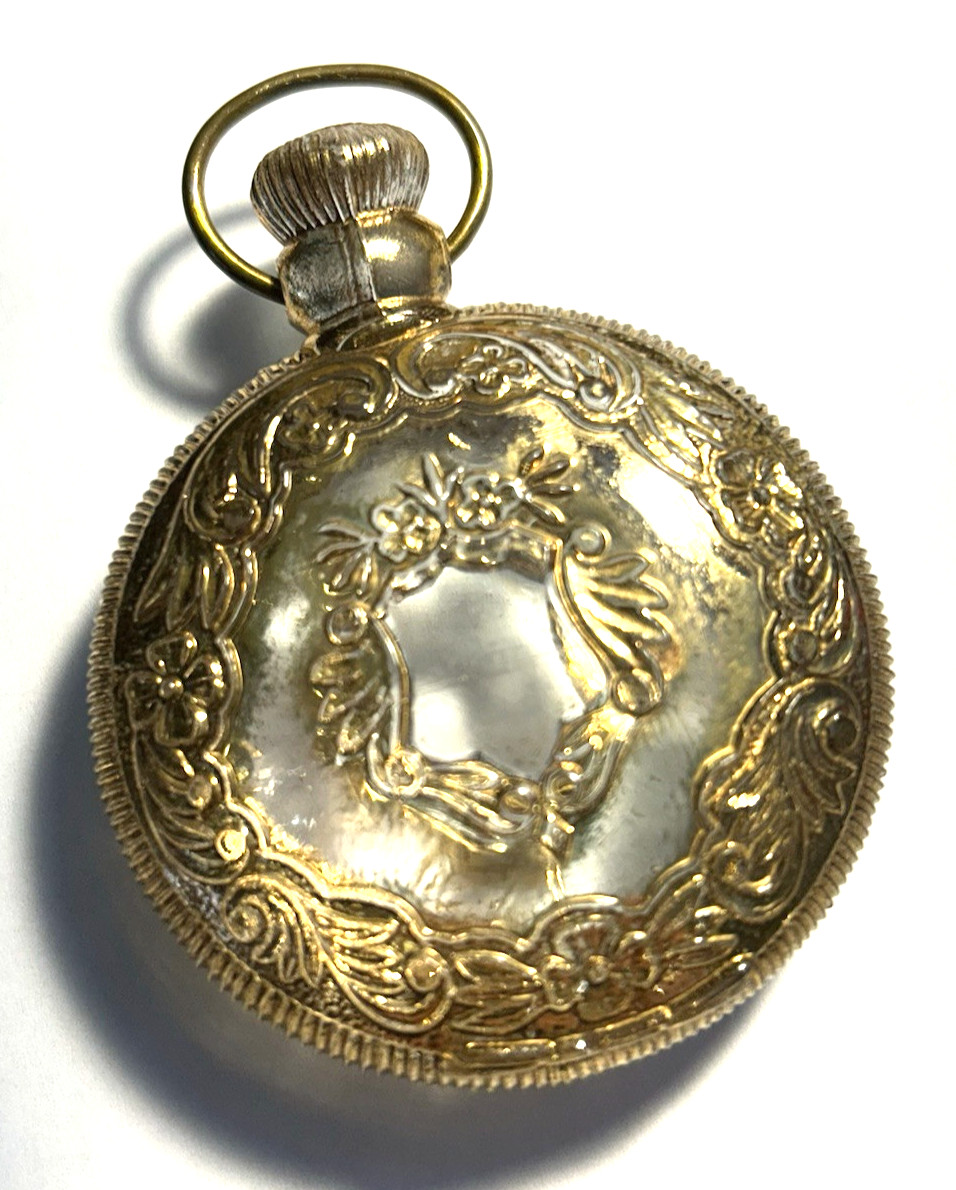 Reproduction Glass Distressed Victorian Fancy Pendant Imitation Perfume Snuff