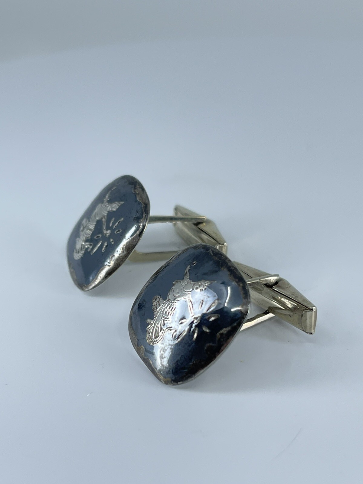 Siam Sterling Dancer cufflinks round swivel posts whale back 7/8″