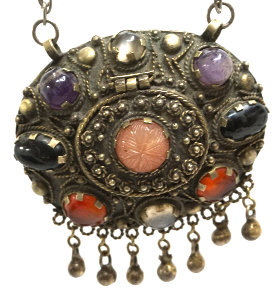VINTAGE SAJAI NECKLACE PURSE MULTI GEMSTONES CABOCHONS HINGED COMPARTMENT 26in