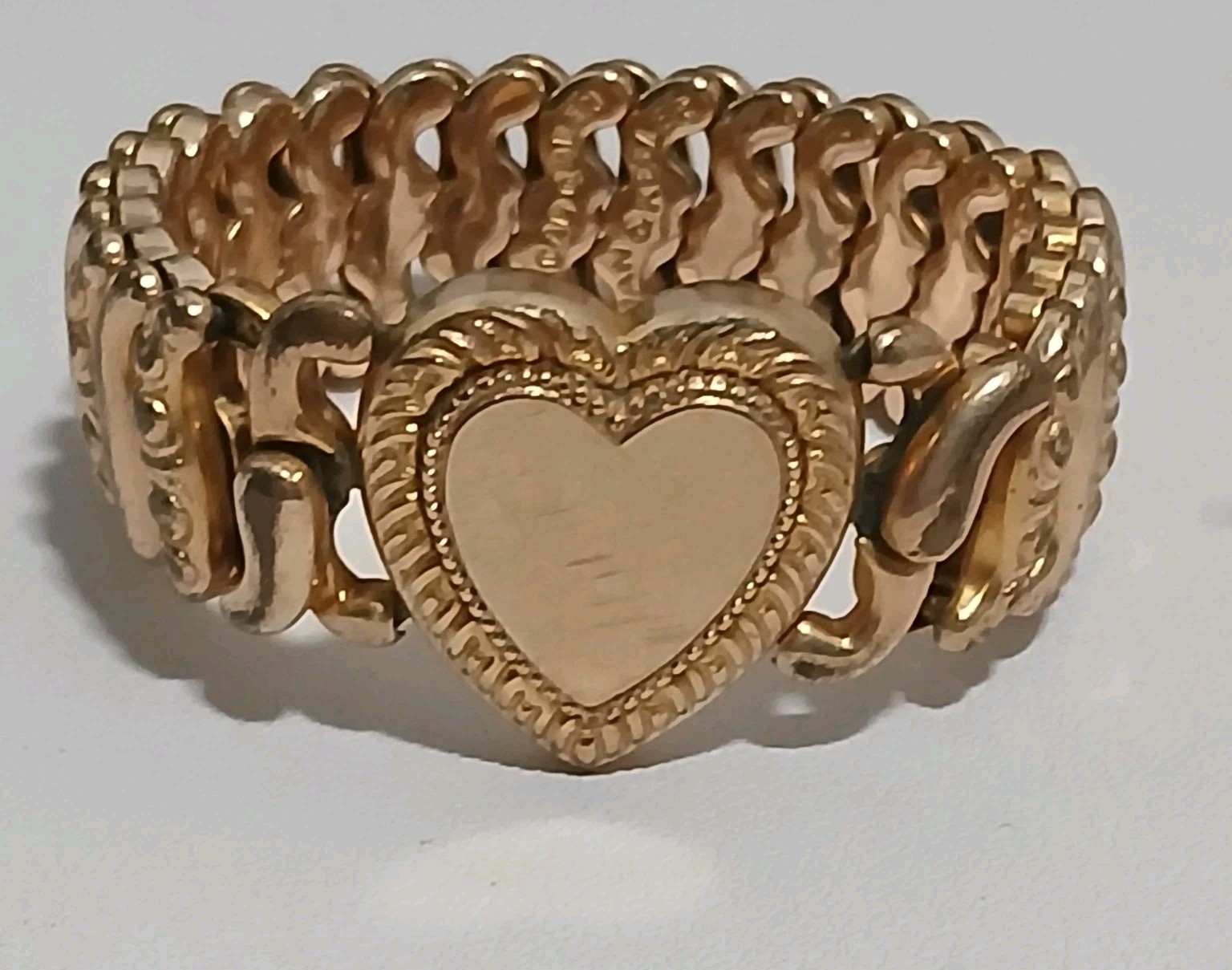 Vintage American Queen Pitman Keeler Heart Expansion Bracelet Sweetheart