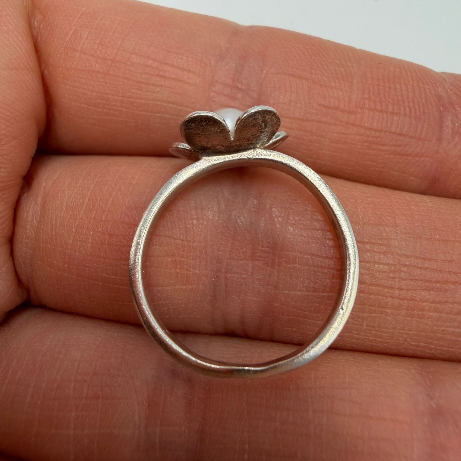 Vintage 925 Sterling Silver Pearl Daisy Flower Ring Women’s Size 6 US