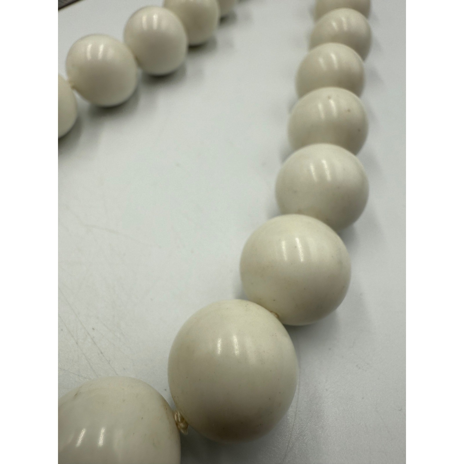 Vintage White Round Bead Statement Necklace Large Polished Beads 18 Inch