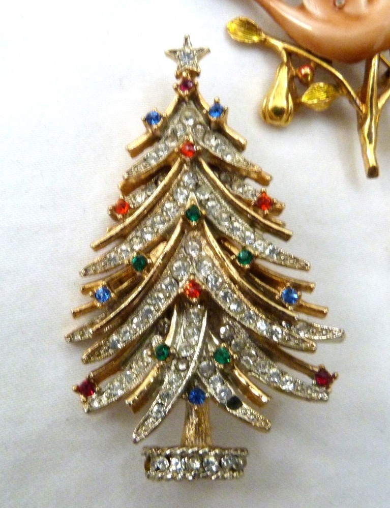 LOT OF 3 VTG SIGNED ART CHRISTMAS TREE | SANTA BOOT | PARTRIDGE PEAR TREE PINS
