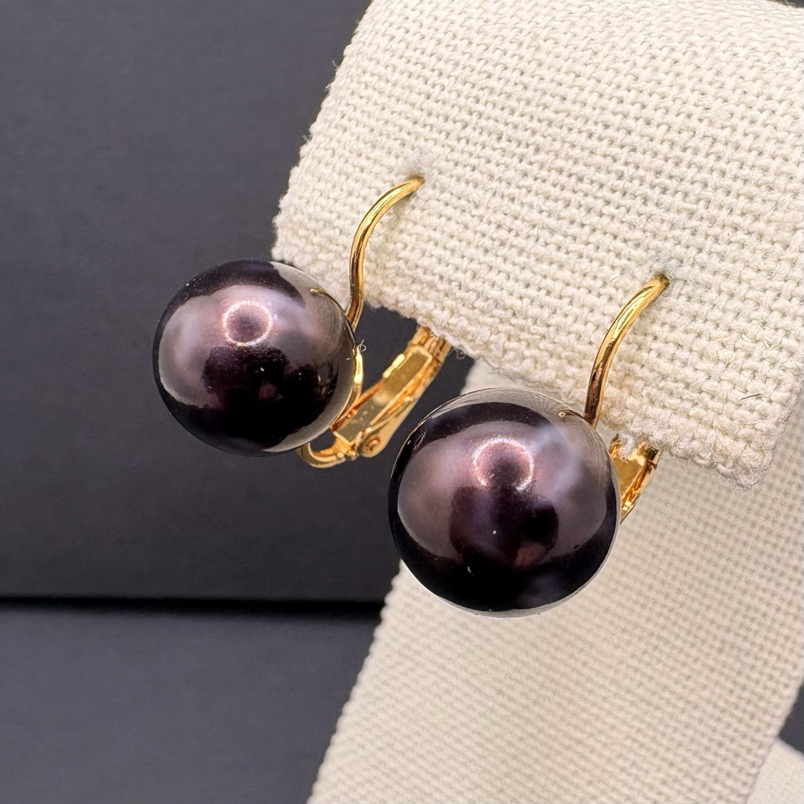 Vintage Joan Rivers Purple Swirl Ball Round Pierced Dangle Leverback Earrings