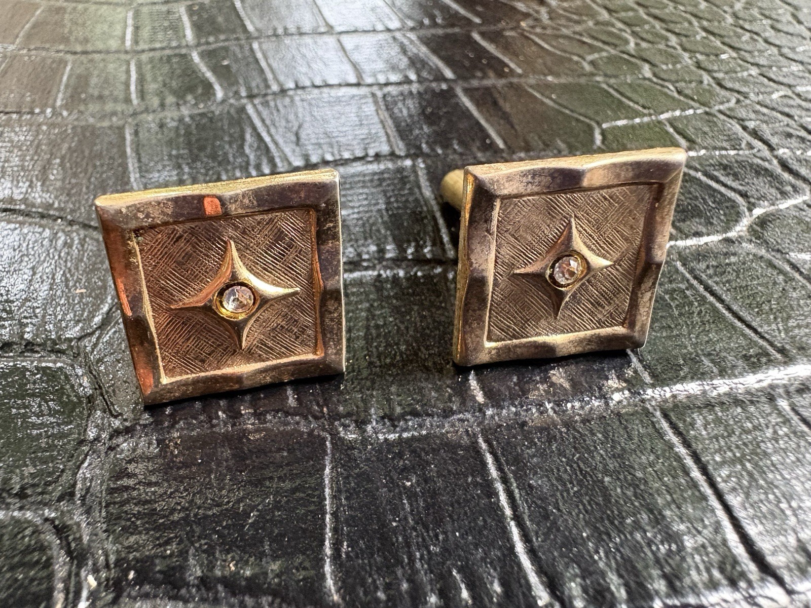 Vintage Cuff Links Men Goldtone Square Textured Clear Rhinestone Accent Toggle