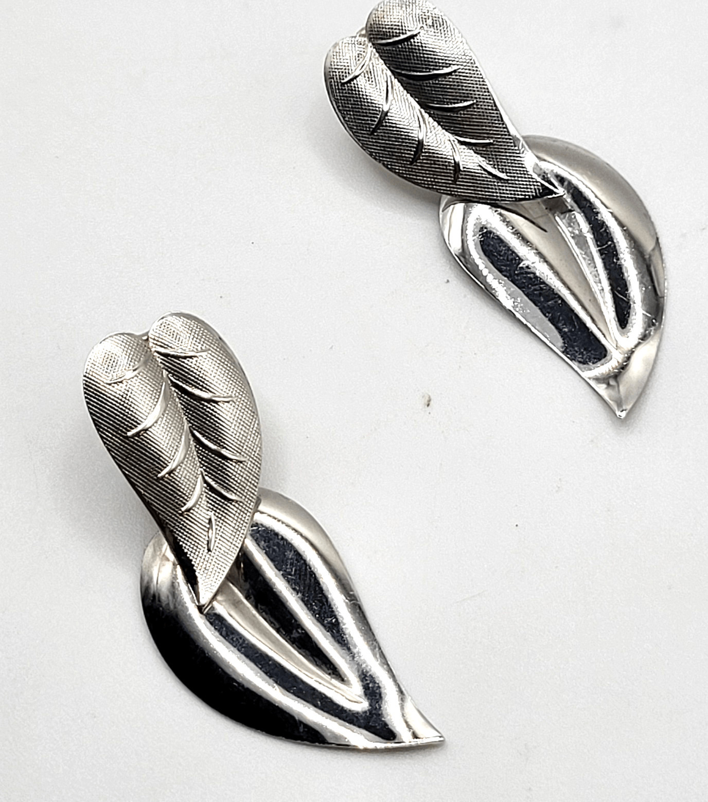 Vintage Double Leaf Drop Earrings Silver tone 1.6in