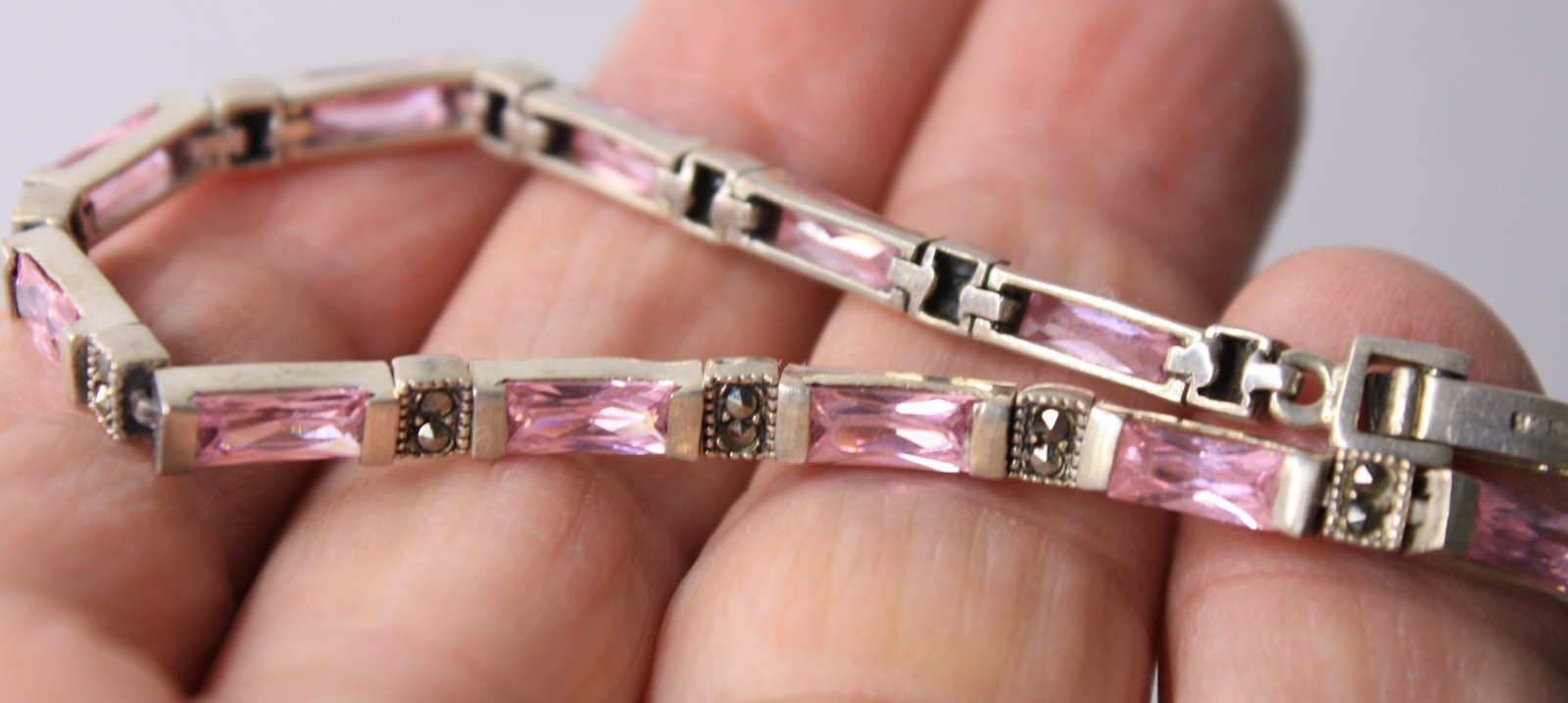 Vintage Sterling Silver 925 Marcasite & Faceted Pink Stone Bracelet 7″