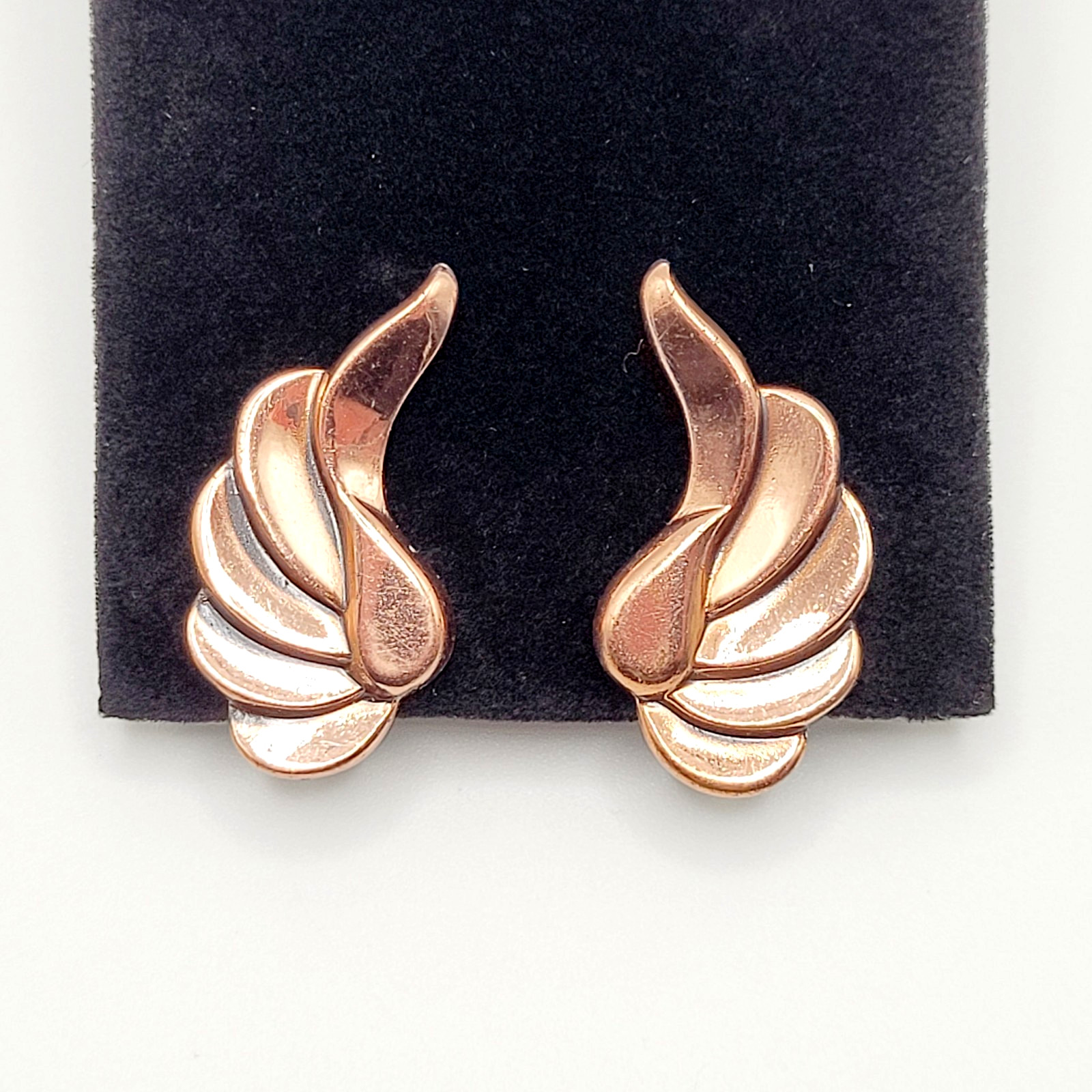 Modernist Copper Wings Climber Style Clip On Earrings Artisan Style Unsigned