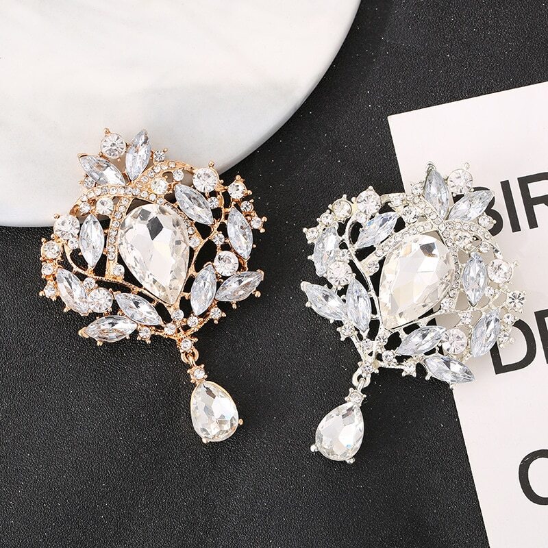 Antique Flower Brooch Butterfly Brooches Retro Pin Clothing Accessories Corsage
