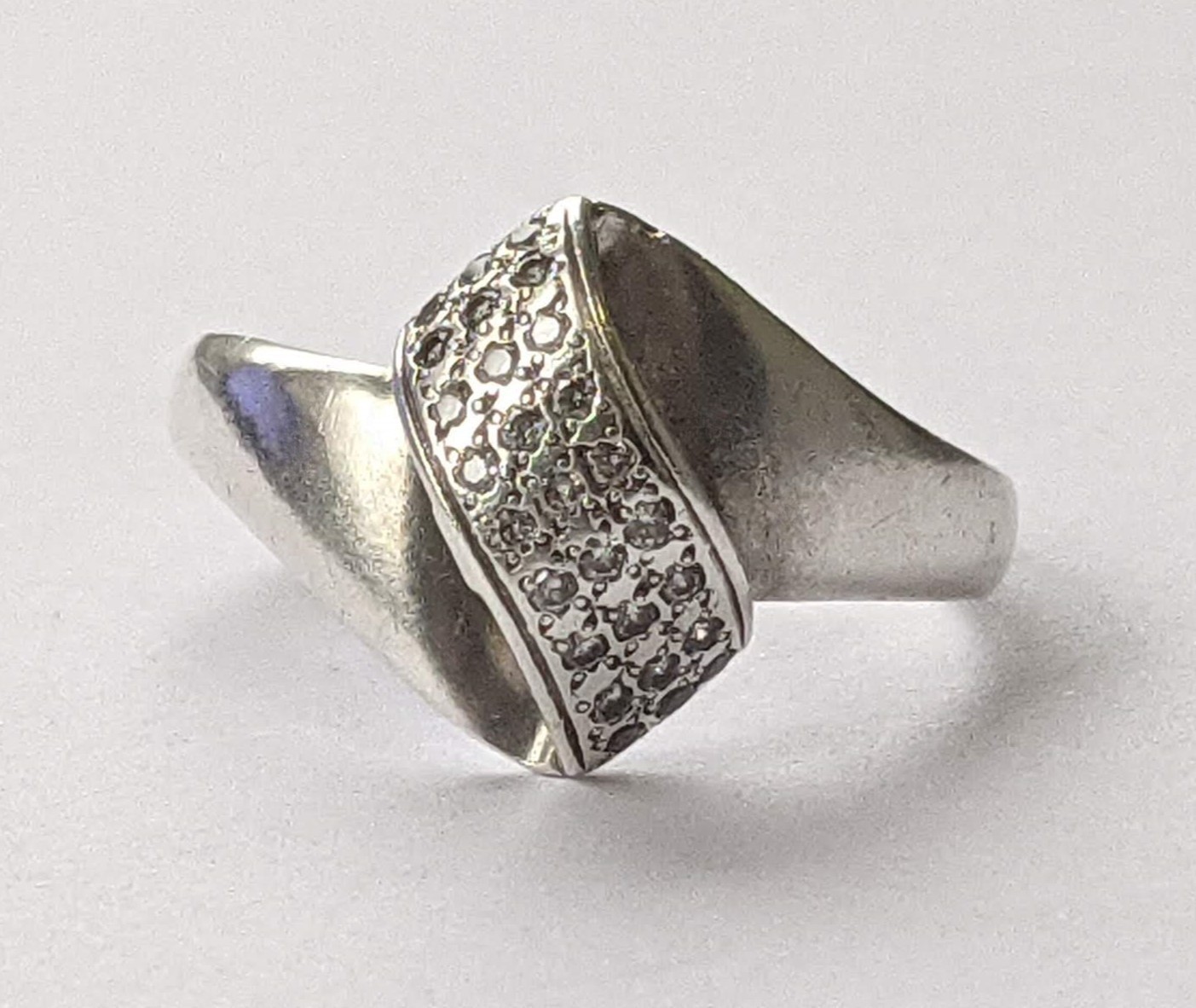Vintage ring sterling silver 925 Size 10 Weight 2.56 g. Ukrainian jewelry.