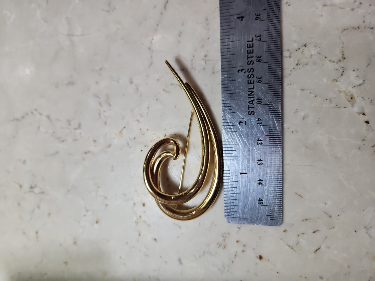 Givenchy Wave Brooch Signed Gold Tone 3.25in X 1.75 In. Well Made