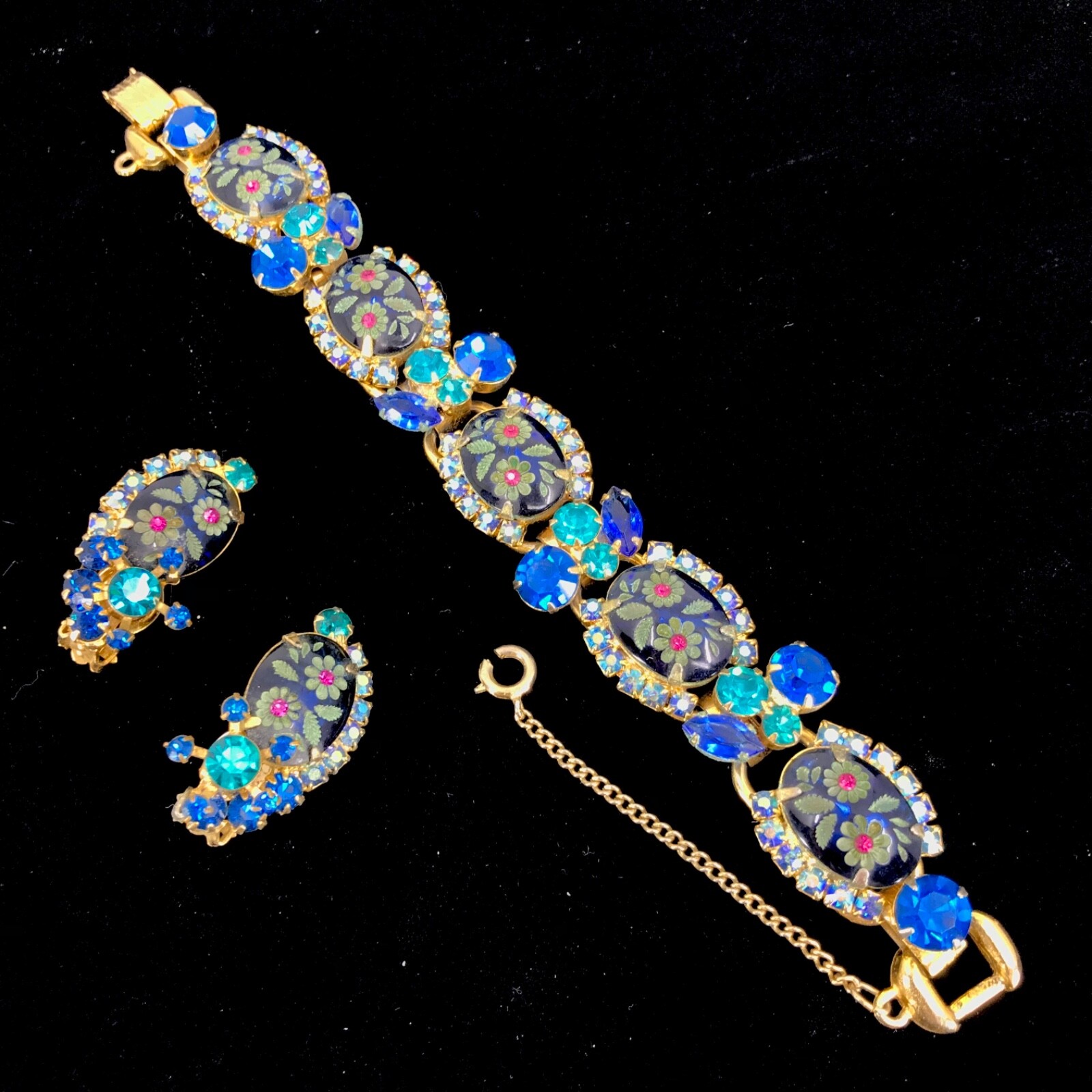 Vtg D&E Juliana BOOK PIECE Montana Blue Etched Bracelet & Earring Set
