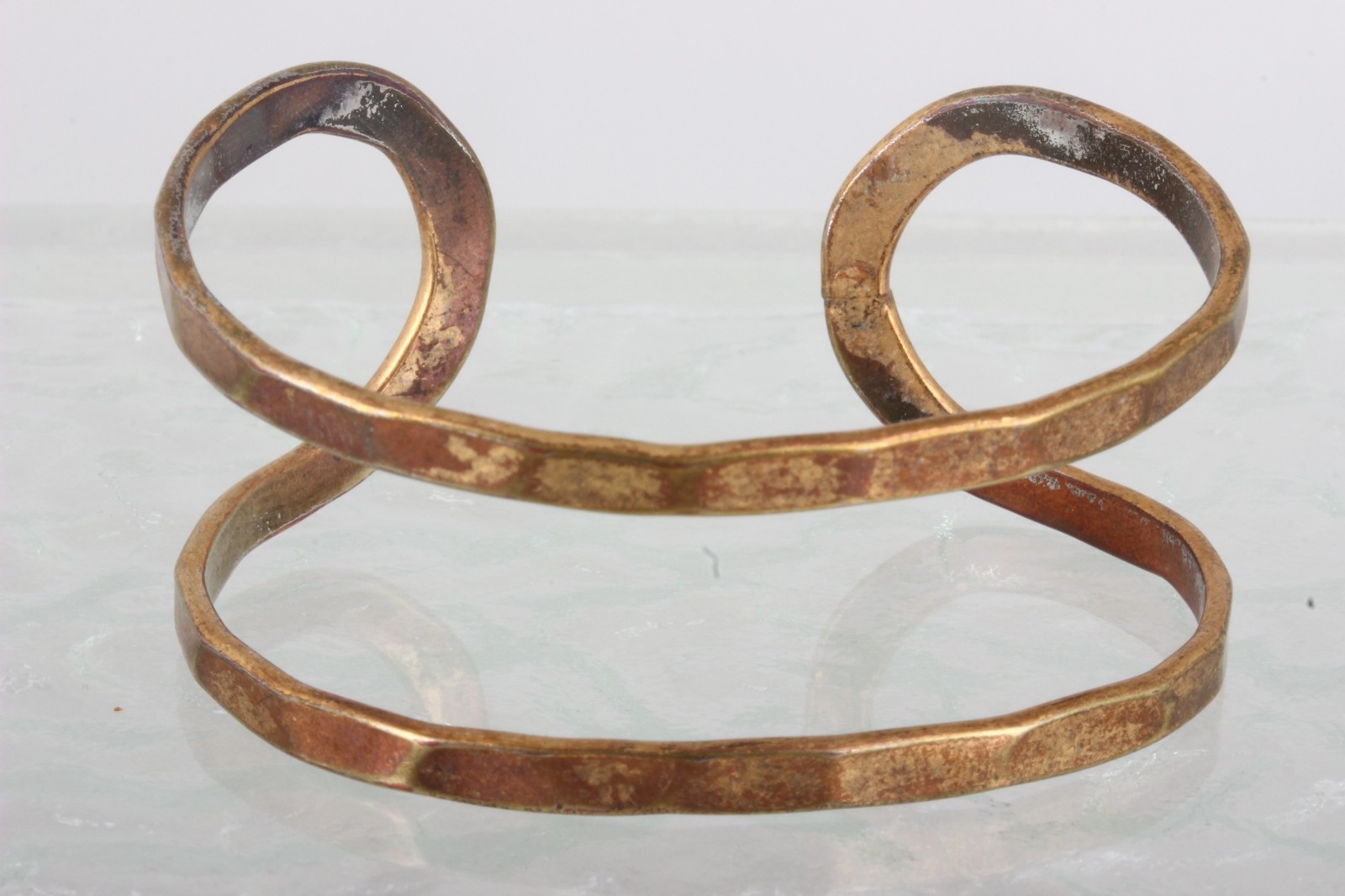 LUCKY BRAND BRASS CUT OUT DESIGN CUFF BRACELET FASHION SIGNED 6874B