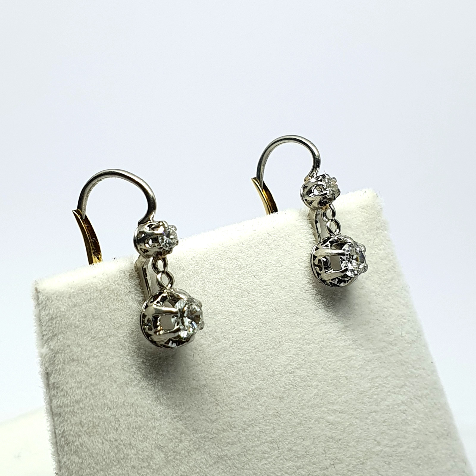 Antique Platinum Pendant Earrings With Natural Diamonds – 736