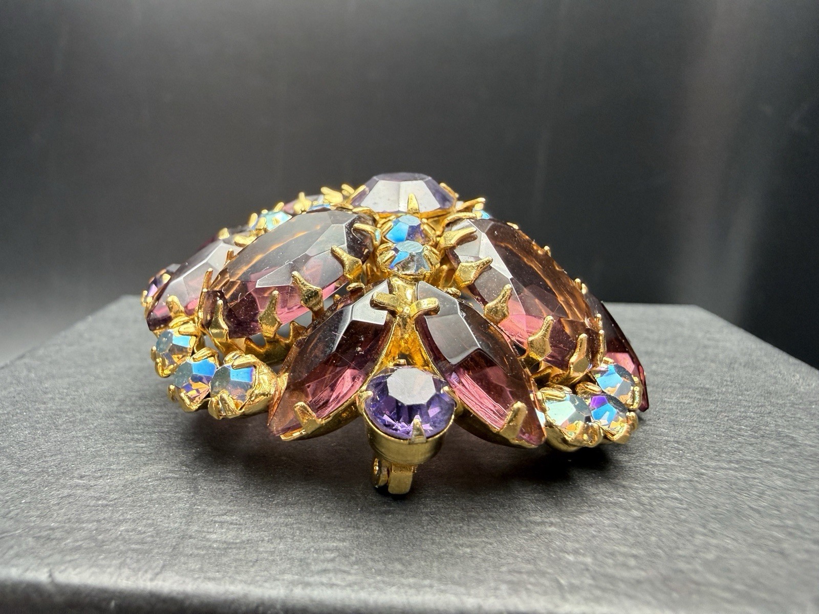 Juliana D&E Book Piece Brooch Pin Shades Of Purple AB Rhinestone 2″ Ref #550 VTG