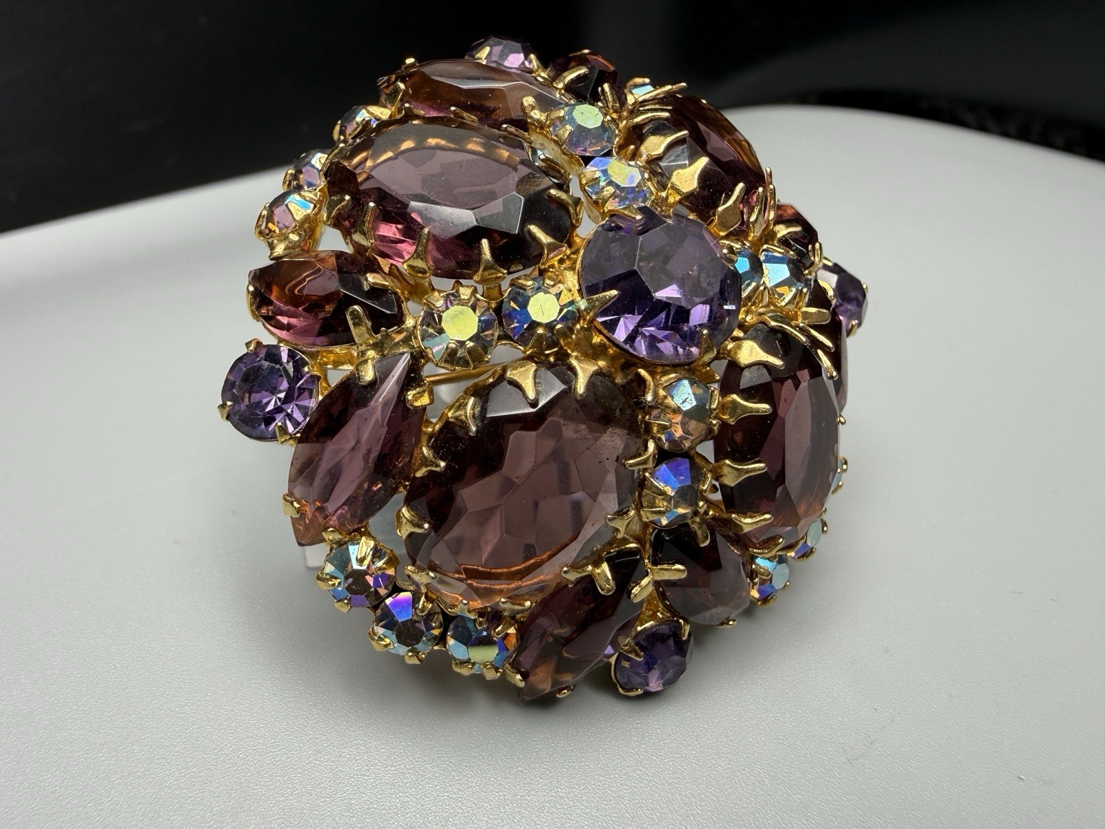Juliana D&E Book Piece Brooch Pin Shades Of Purple AB Rhinestone 2″ Ref #550 VTG