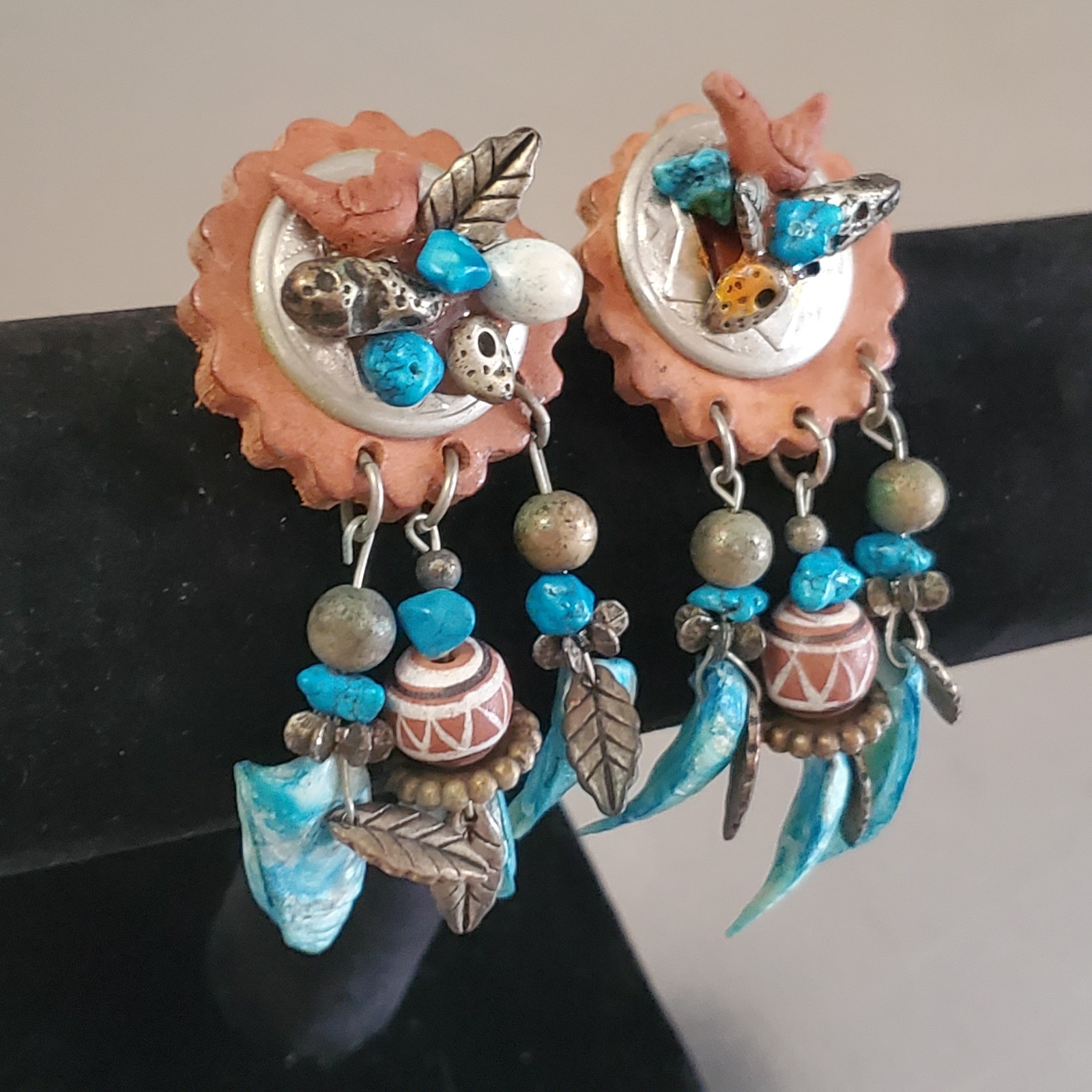 Vintage Pair of Earrings Native American Turquiose Brown Ceramic Birds Feathers