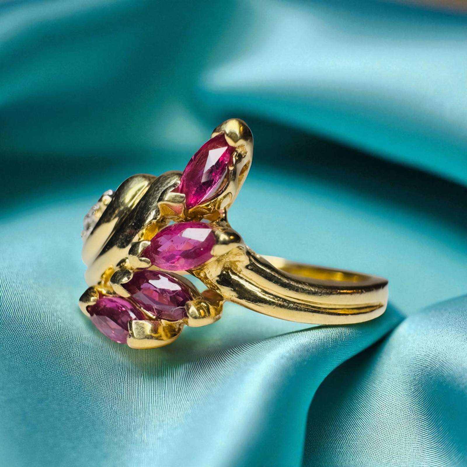 14K Gold Natural Ruby & Diamond Ring -Size 6- Art Nouveau Vintage Leaf Ring 3g
