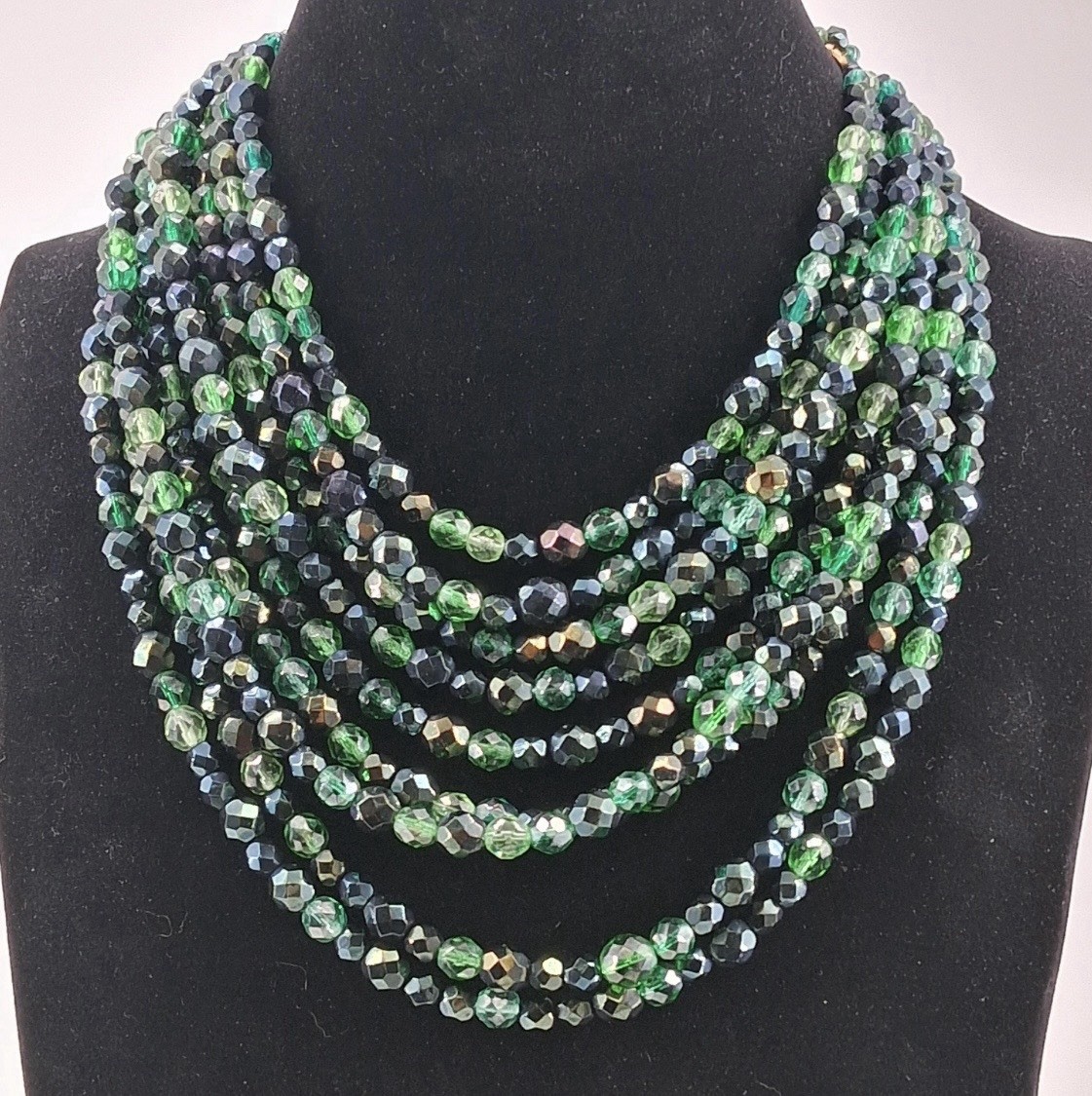 Coppola E Toppo Italy Vintage Green Glass Beaded Necklace, Adjustable Length