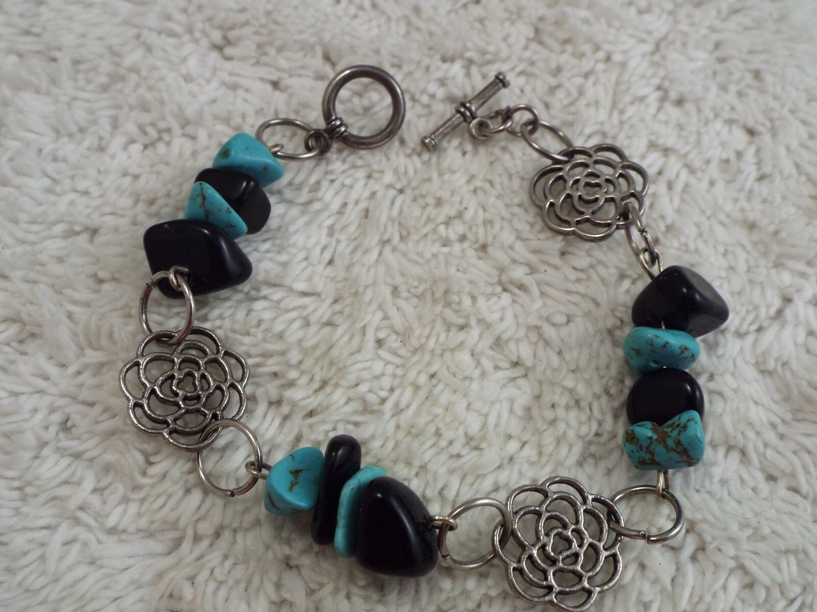 Silvertone Turquoise Black Stone Bracelet (A34)