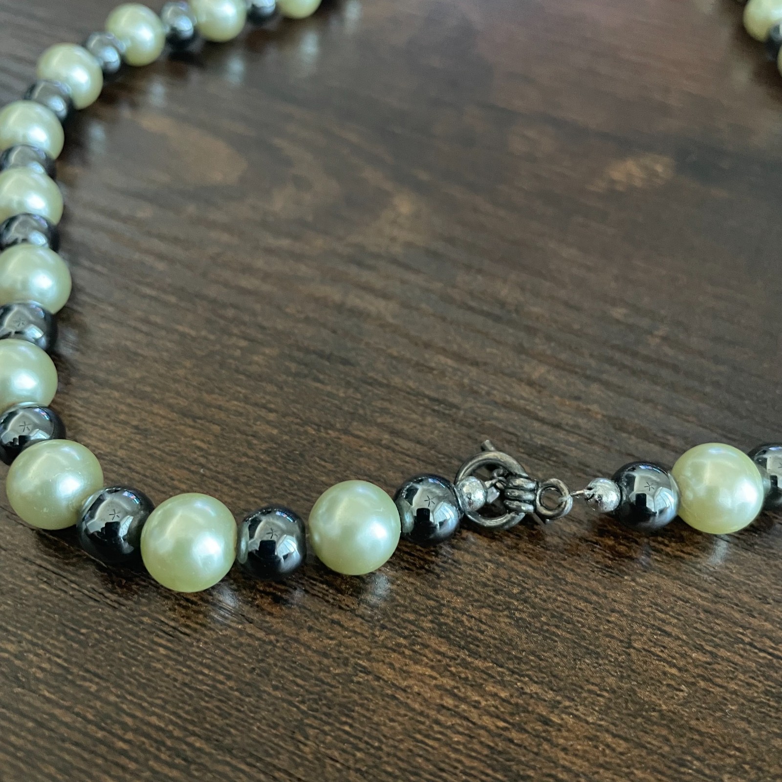 Vintage Women’s Beaded Necklace Pearls Metal Beads Boho Coastal Jewelry