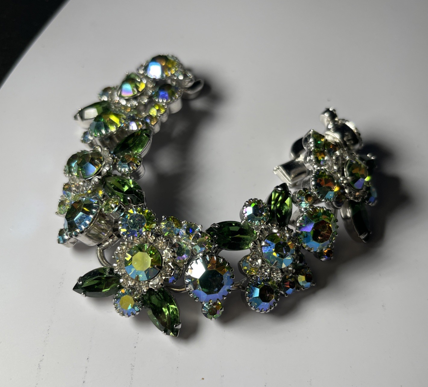 Vintage Juliana deep Green borialis Rhinestone Floral Silvertone Bracelet