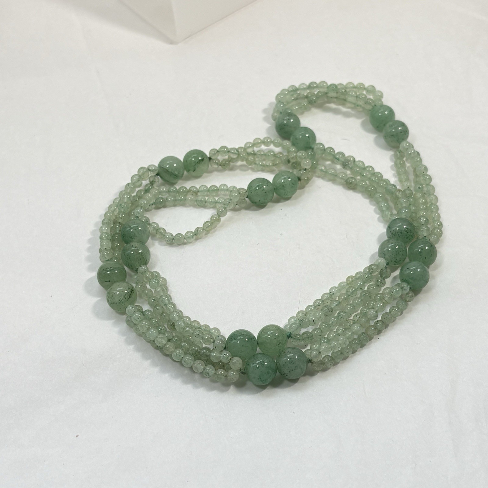VINTAGE Green Aventurine Stone Bead Necklace Triple Strand Station No Clasp 26″