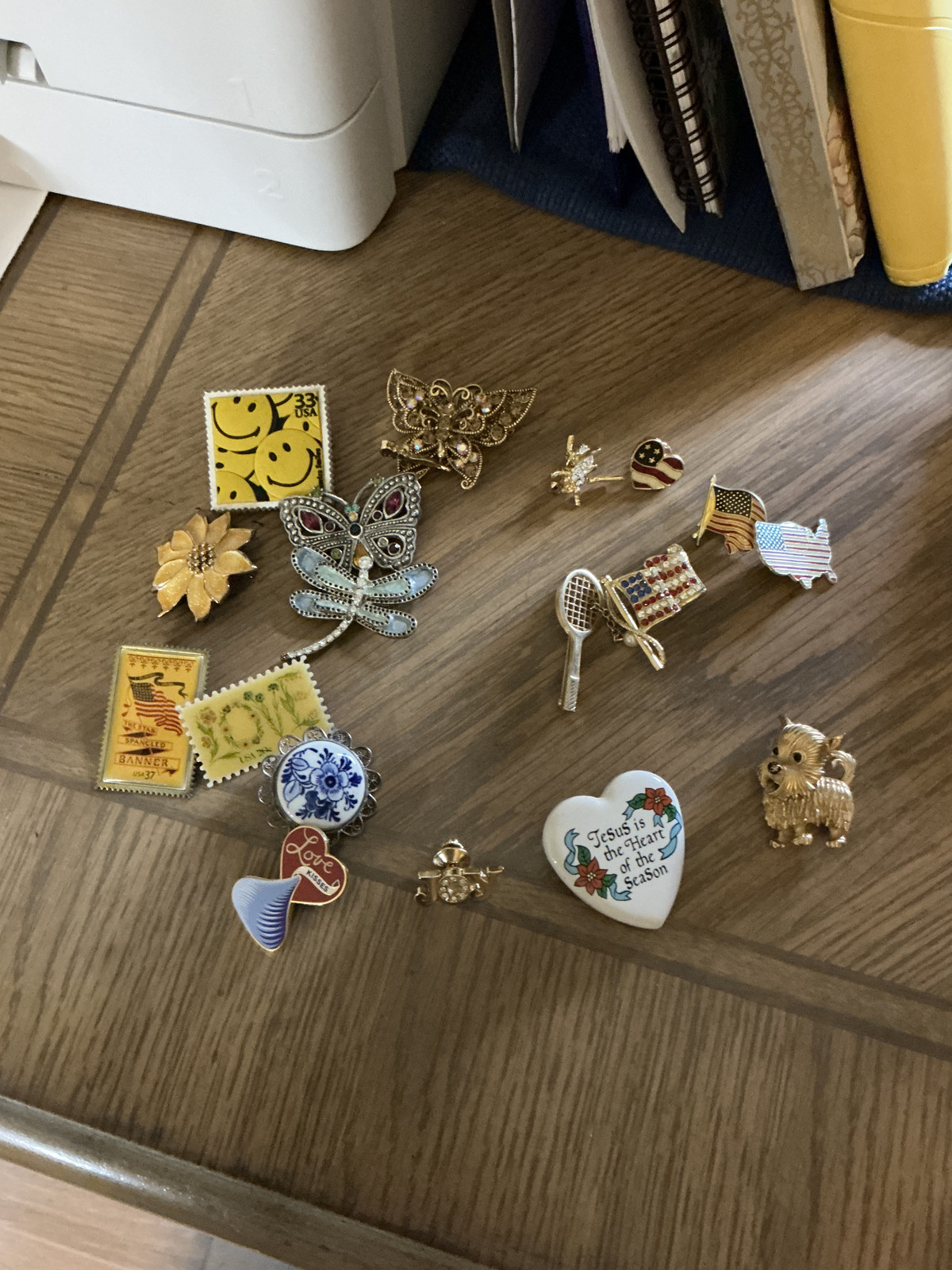 Mixed Vintage Lot of 17 Mixed Collection of Brooches Various Styles