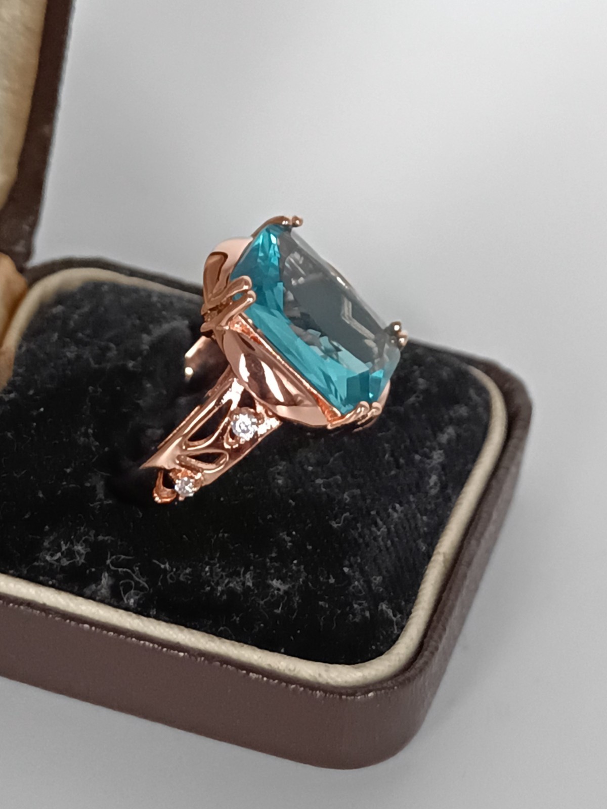 Vintage 1990-s 14 Ct Rolled Gold Blue Topaz Ring Size UK P US 7 1/2- Hallmarked