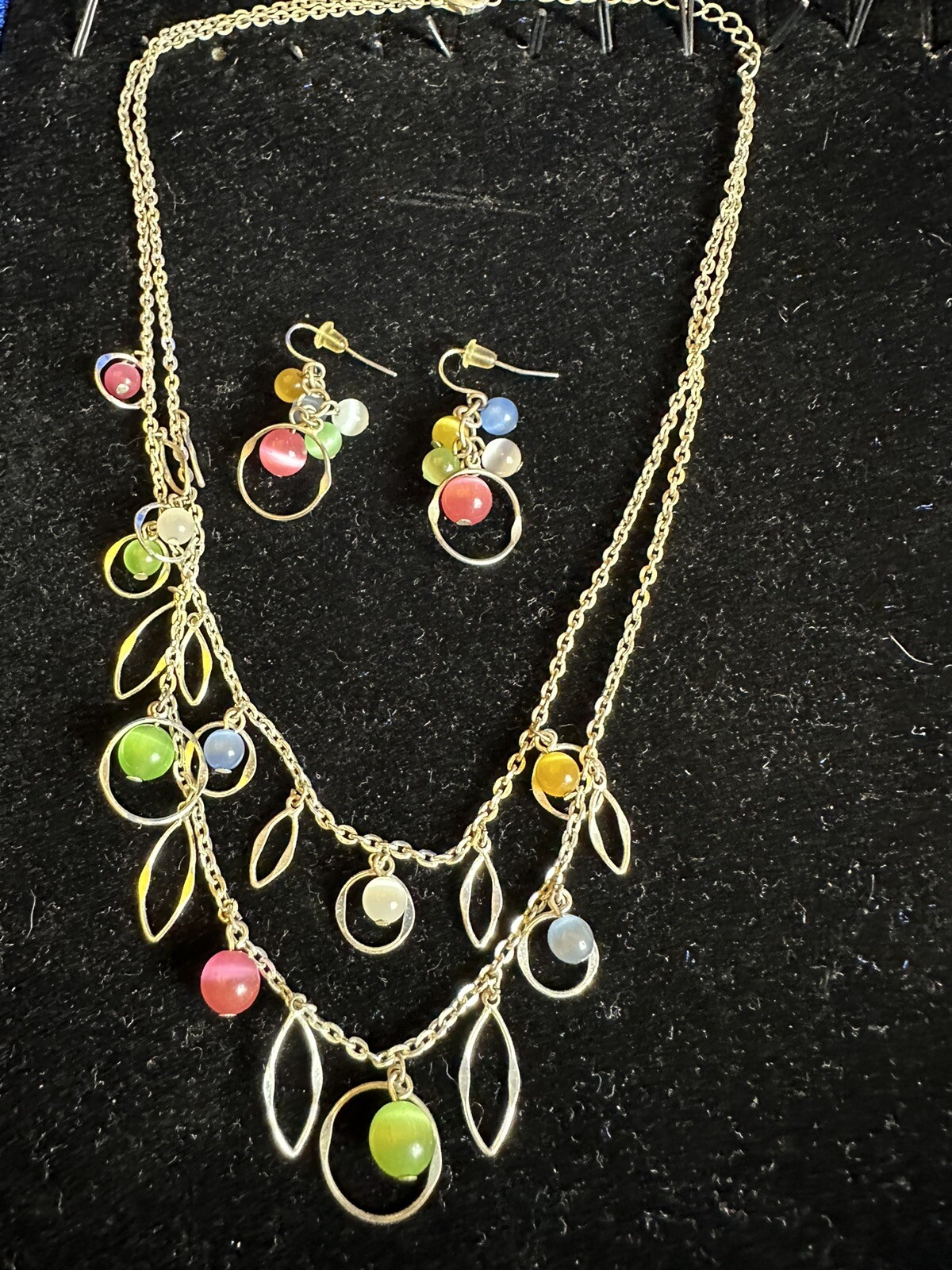 Silver tone Multi Strand color Beads w matching Pierced earring Set PreO Good