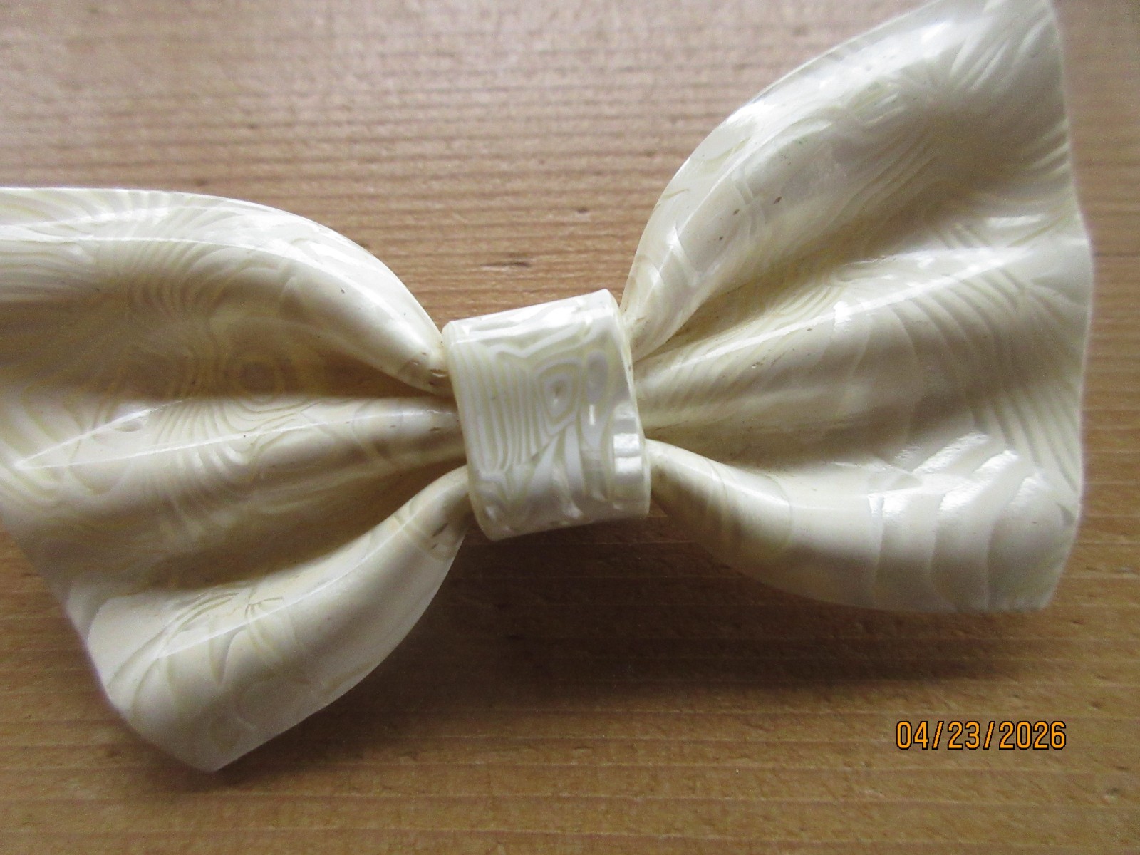 Vintage 1970’s Signed Lea Stein Paris Bow Tie Brooch Cellulose Acetate