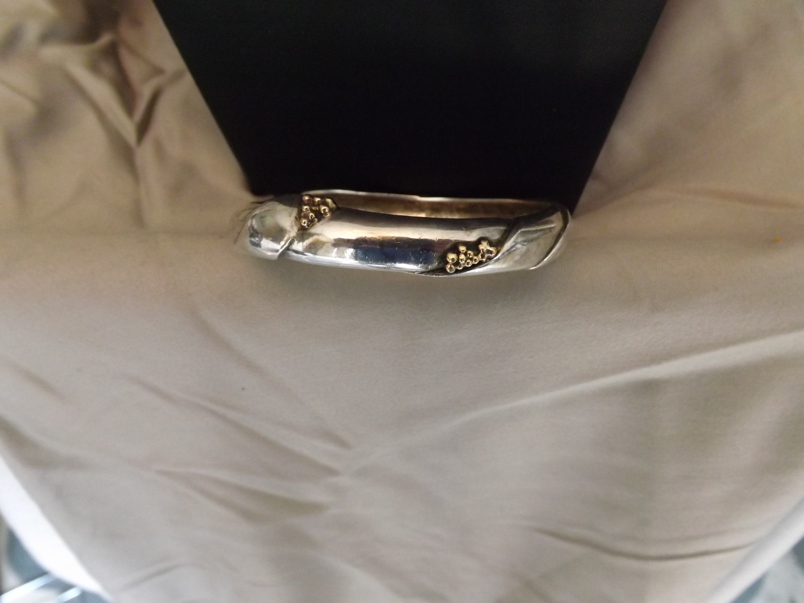 Signed Georg Jensen. Sterling Silver Bangle with 18k Gold #332B – Ole Kortzau.