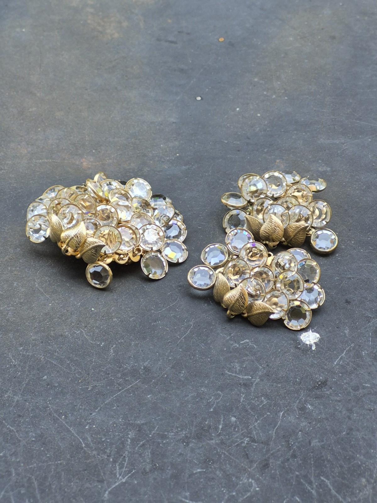 Vtg Estate Crystal Rhinestone Bezel Bedazzle Cluster Brooch Earrings Clip-On Set